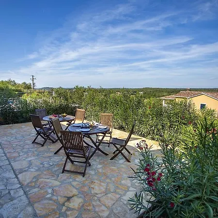4-bedroom Holiday In Montizana/istrien 10056 Apartament *
