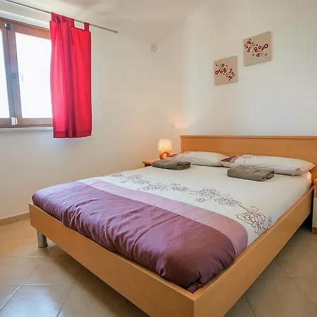 Apartament 4-bedroom Holiday In Montizana/istrien 10056 *